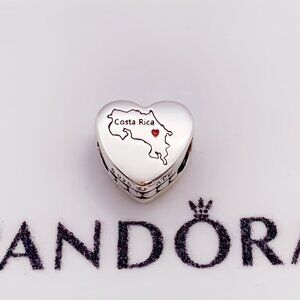 Pandora costa rica Map Exclusive Heart Charm